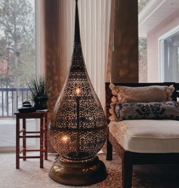 beautiful Moroccan floor lamp - Image 9